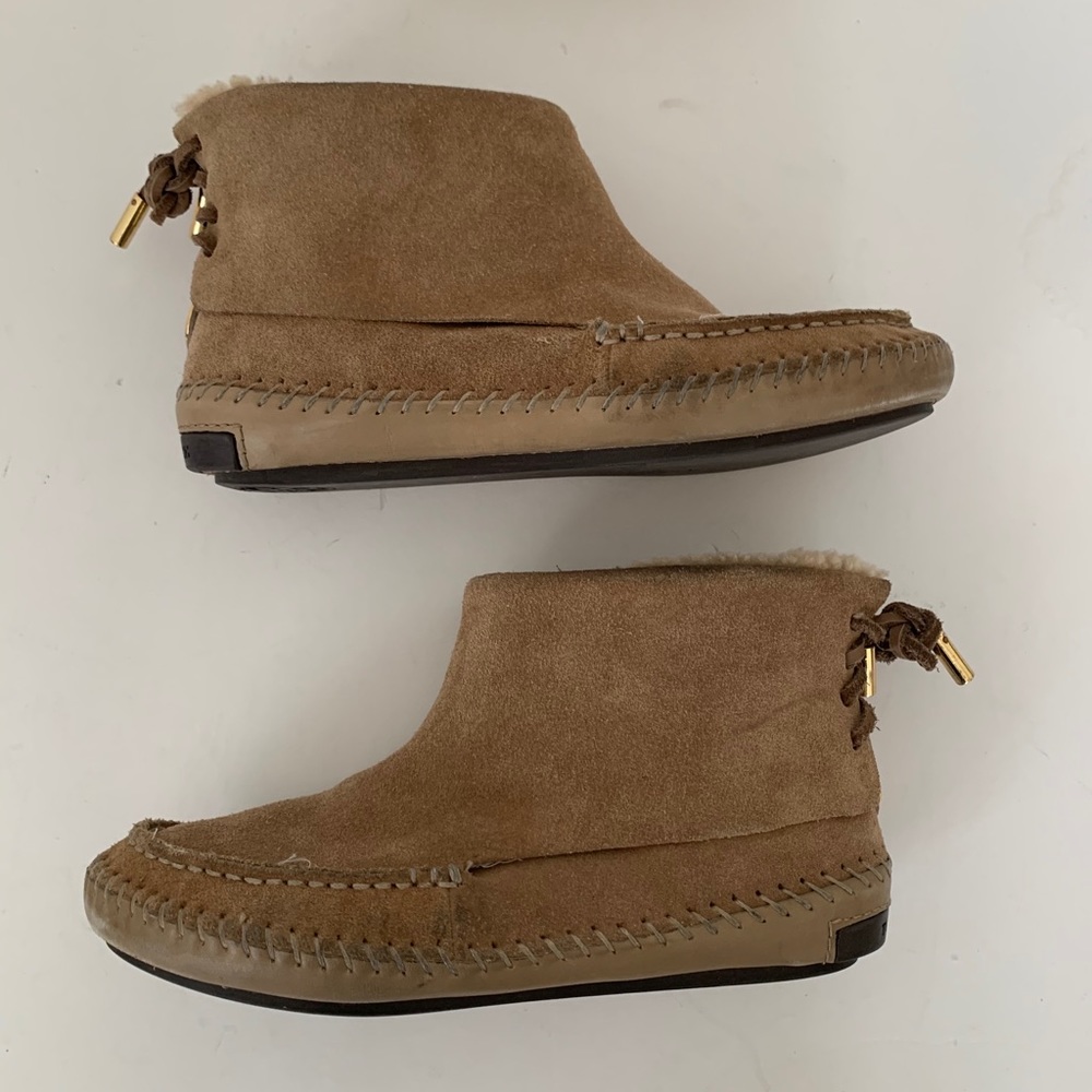 Tory Burch suede mocassin booties size 7. - Picture 3 of 14